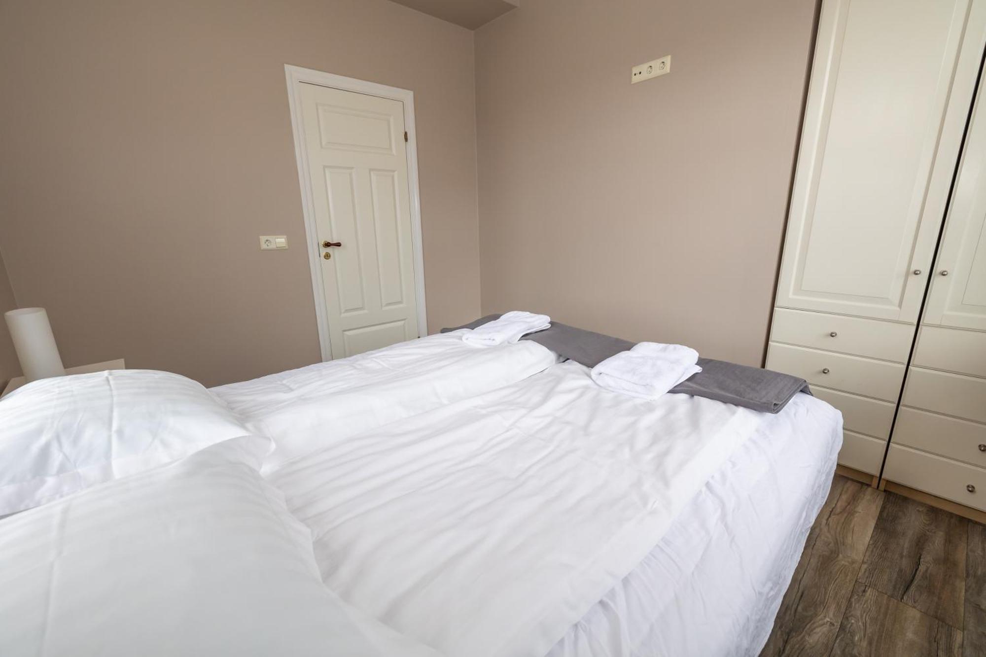 Bjarnabuth Apartment Húsavík Екстериор снимка
