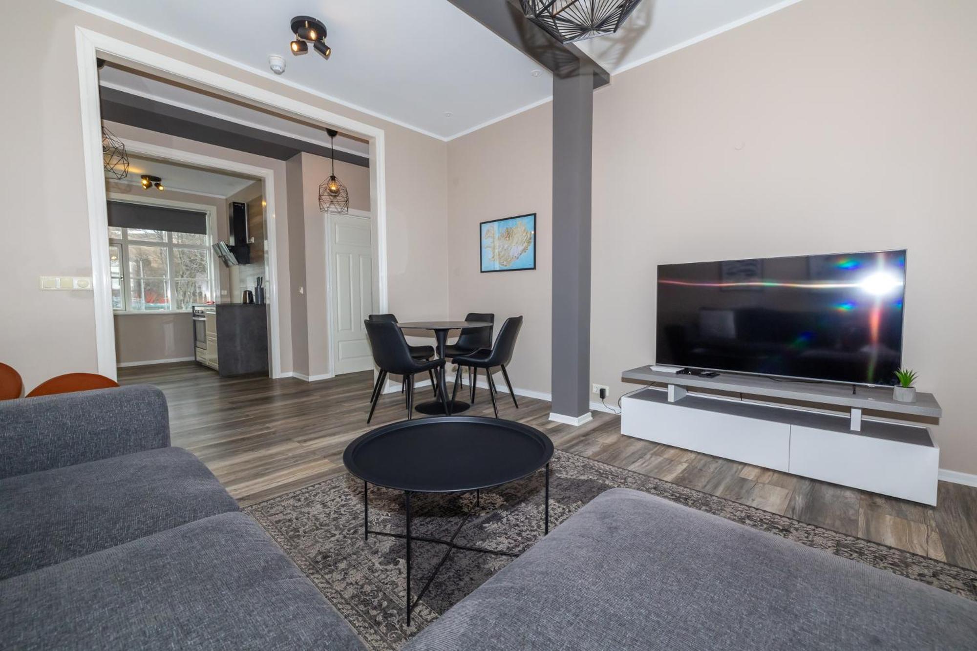 Bjarnabuth Apartment Húsavík Екстериор снимка