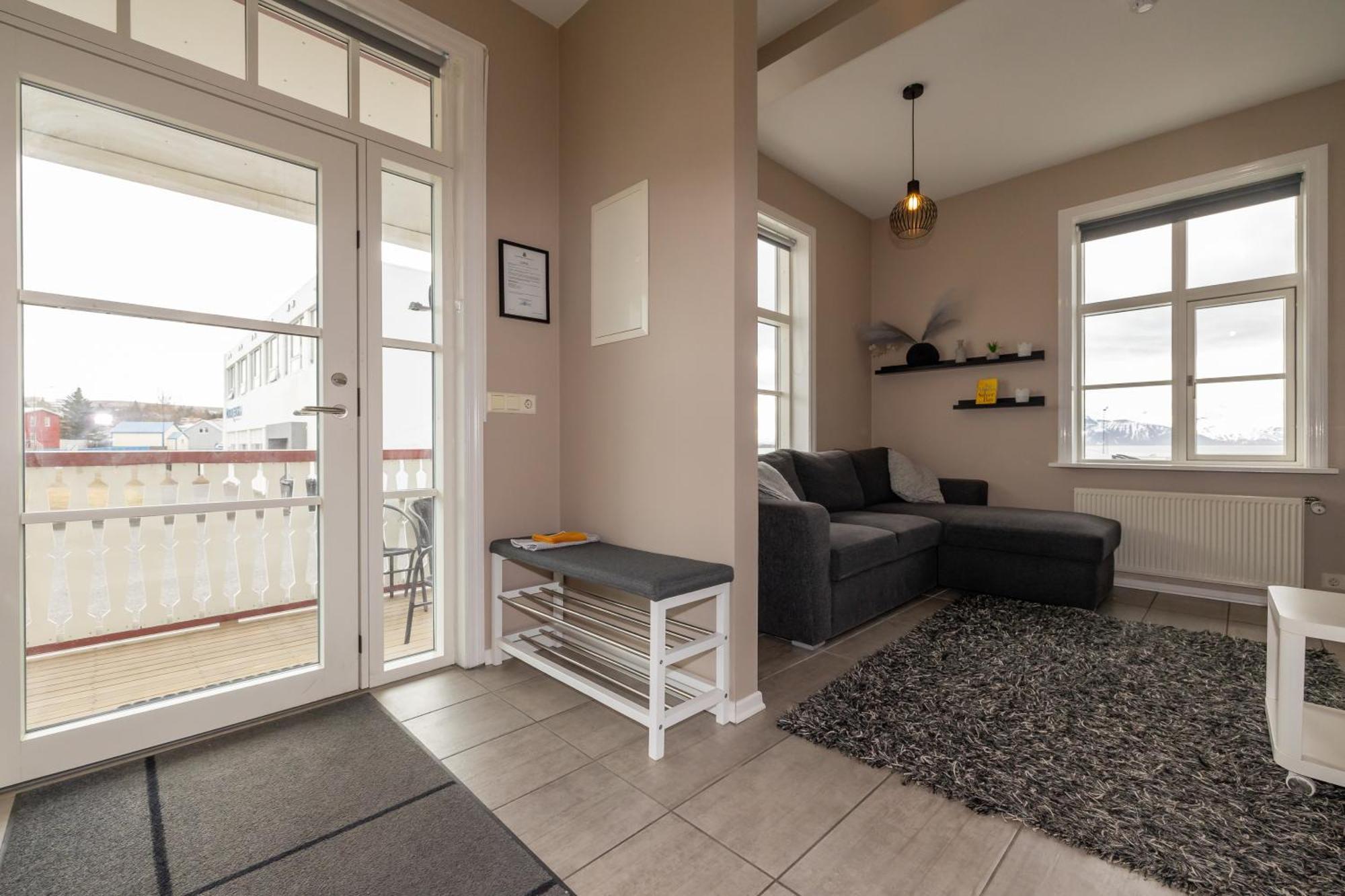 Bjarnabuth Apartment Húsavík Екстериор снимка
