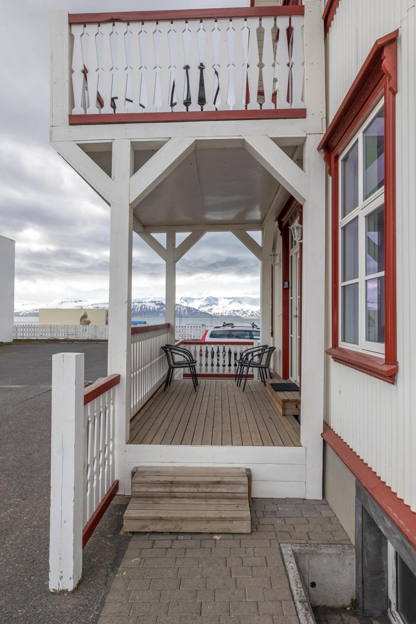 Bjarnabuth Apartment Húsavík Екстериор снимка