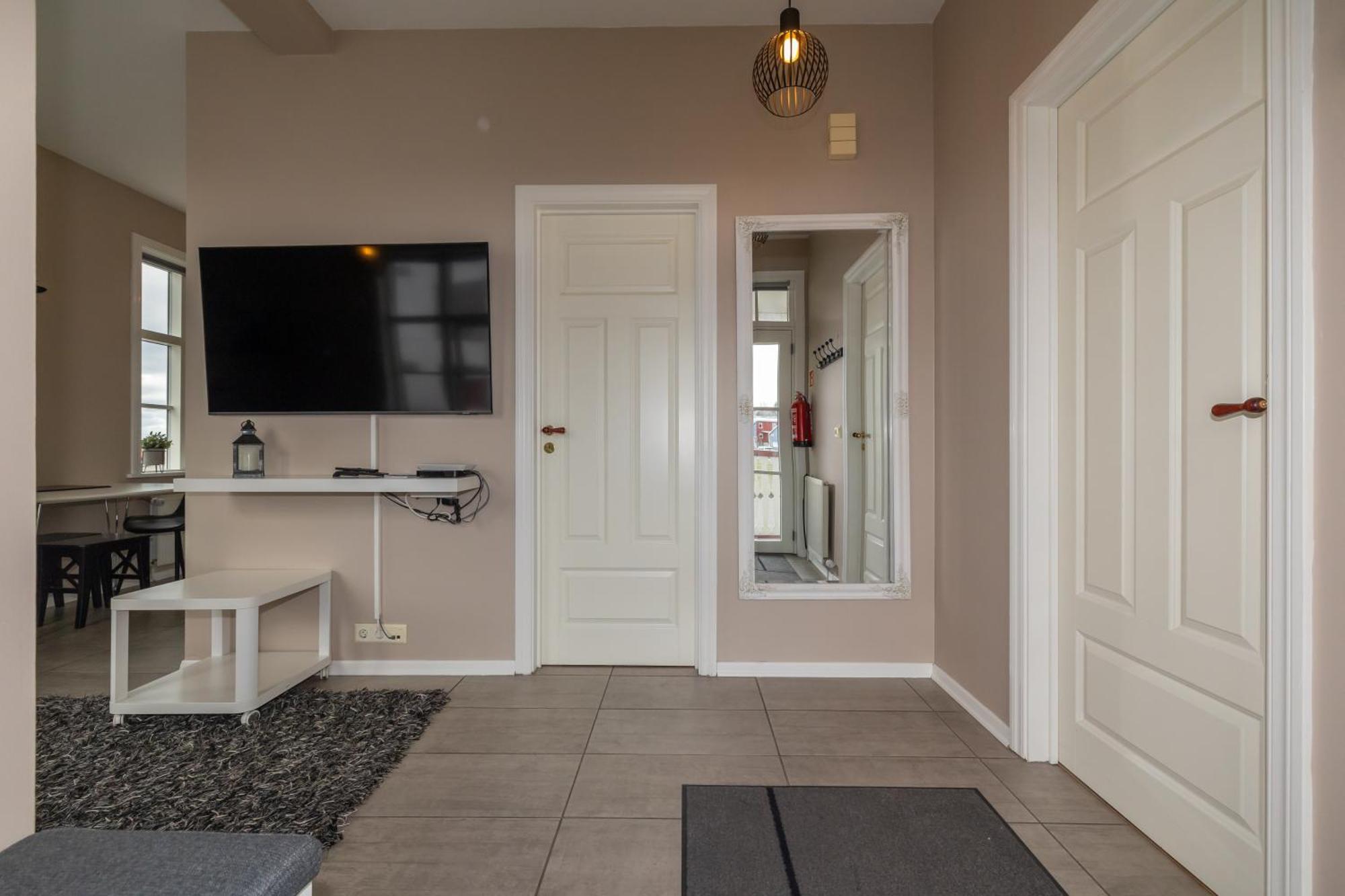 Bjarnabuth Apartment Húsavík Екстериор снимка