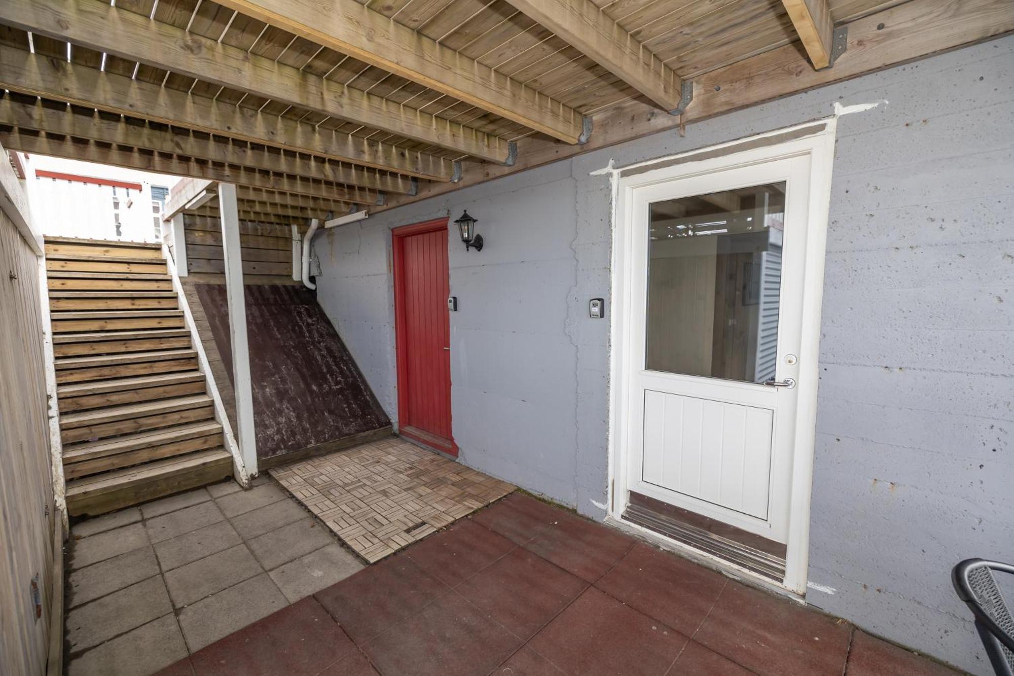 Bjarnabuth Apartment Húsavík Екстериор снимка