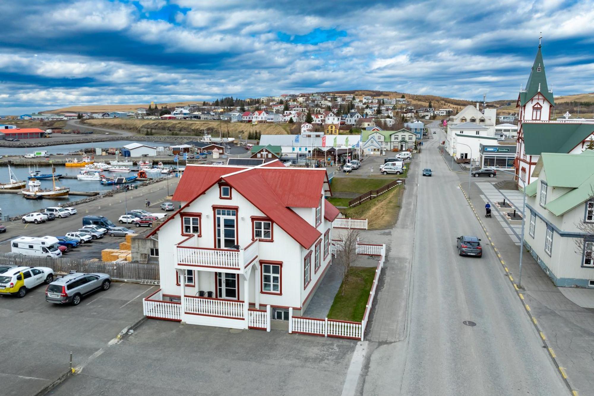 Bjarnabuth Apartment Húsavík Екстериор снимка